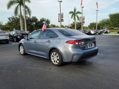 Used 2026 Toyota Corolla LE FWD image 8