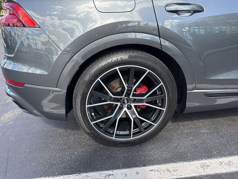 Used 2019 Audi Q8 Prestige w/ Adaptive Chassis Package image 10
