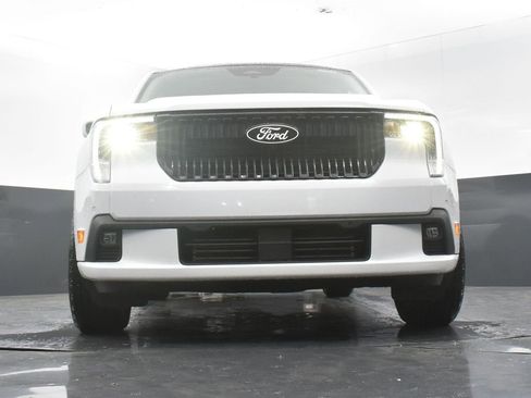 New 2025 Ford Maverick Lobo image 29