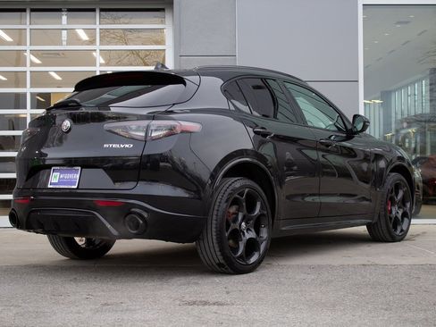 Used 2025 Alfa Romeo Stelvio Sprint w/ Veloce Package image 10