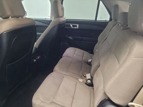 Used 2020 Ford Explorer 2WD image 18