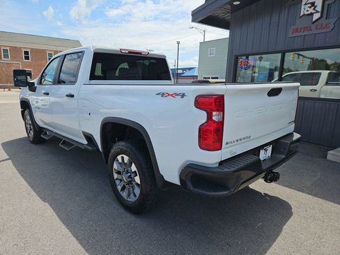 Used 2025 Chevrolet Silverado 2500 Custom w/ Custom Value Package AWD/4WD image 5