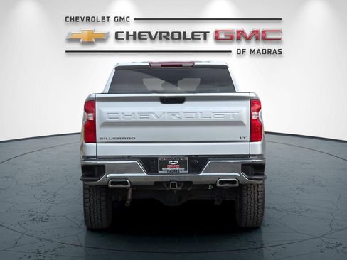 Used 2022 Chevrolet Silverado 1500 LT w/ Z71 Off-Road Package image 4