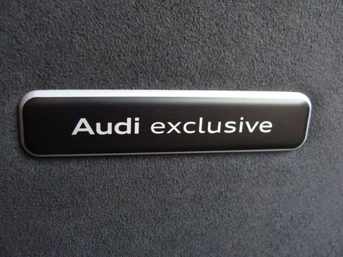 Used 2023 Audi RS e-tron GT Base image 32