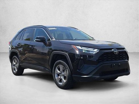 Used 2024 Toyota RAV4 XLE FWD image 3