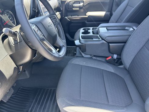 Certified 2022 Chevrolet Silverado 1500 RST w/ Z71 Off-Road Package AWD/4WD image 27