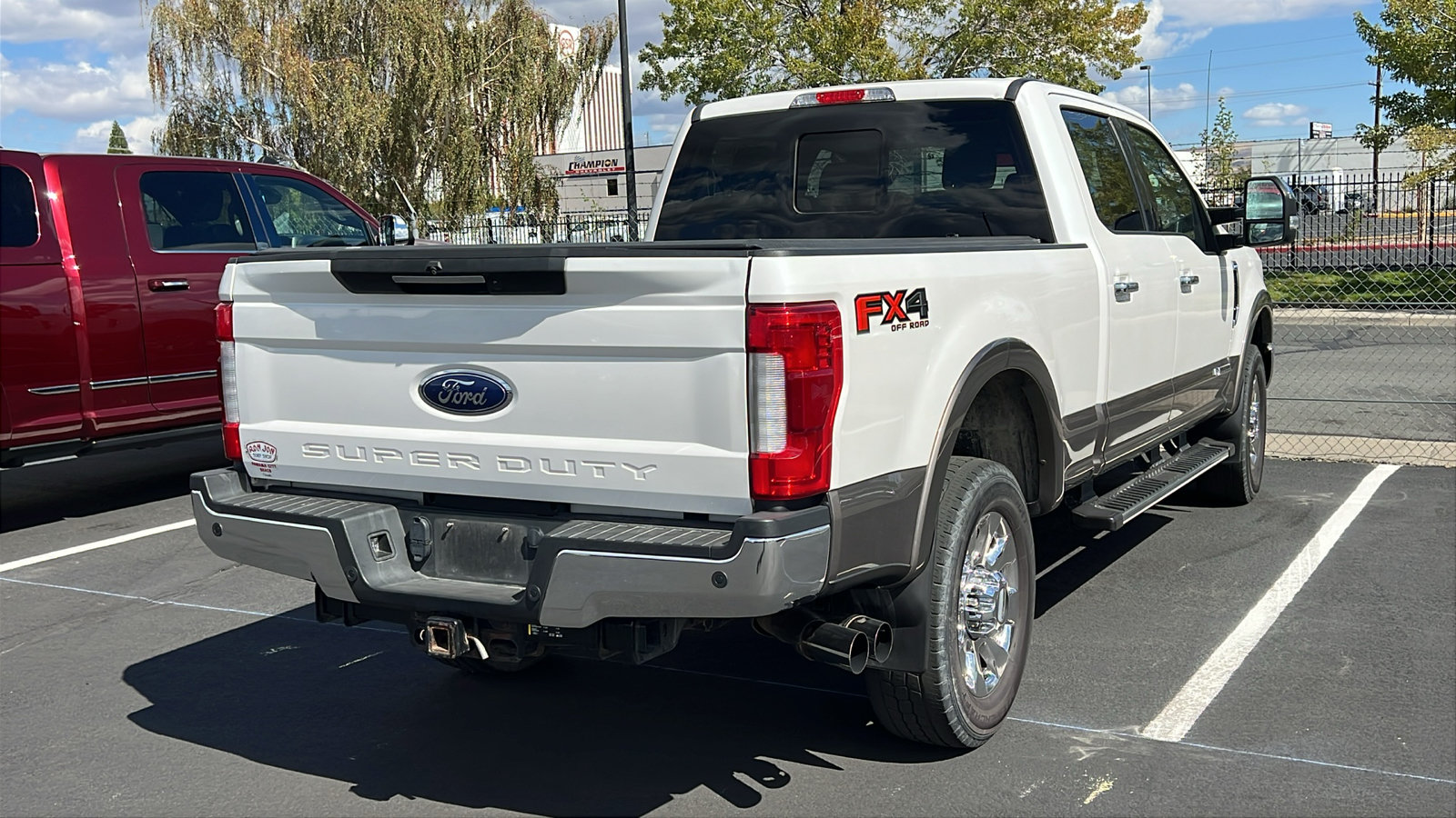 Used 2019 Ford F250 Lariat w/ Lariat Ultimate Package AWD/4WD image 3
