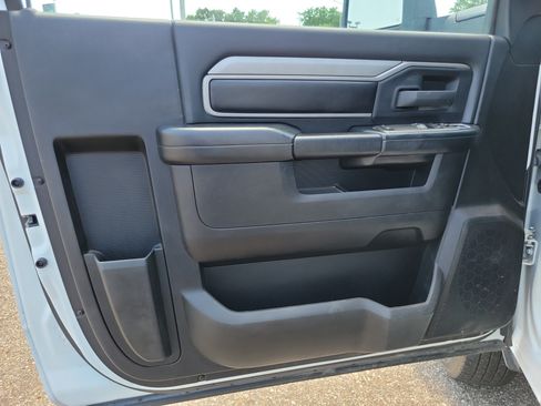 Used 2023 RAM 3500 Tradesman AWD/4WD image 6