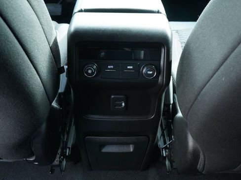 Used 2019 GMC Acadia SLE FWD image 43