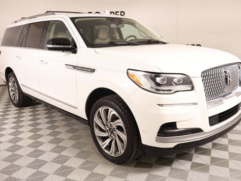 Used 2023 Lincoln Navigator L Reserve AWD/4WD image 1