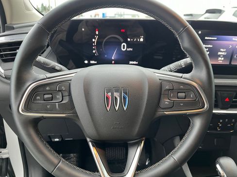 Used 2025 Buick Encore GX Preferred image 28