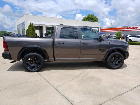 Used 2024 RAM 1500 Warlock AWD/4WD image 19
