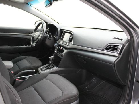 Used 2018 Hyundai Elantra Value Edition FWD image 10