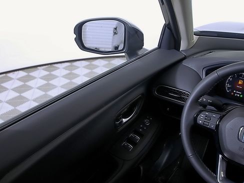 Certified 2026 Honda HR-V EX-L image 19