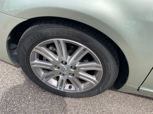 Used 2008 Toyota Avalon Limited FWD image 10
