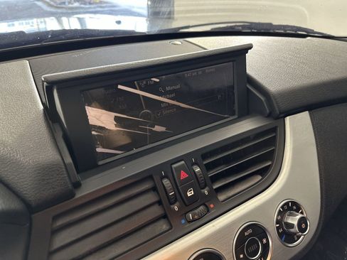 Used 2011 BMW Z4 sDrive35i image 20