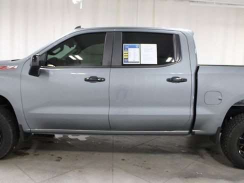 Used 2020 Chevrolet Silverado 1500 LT Trail Boss AWD/4WD image 6