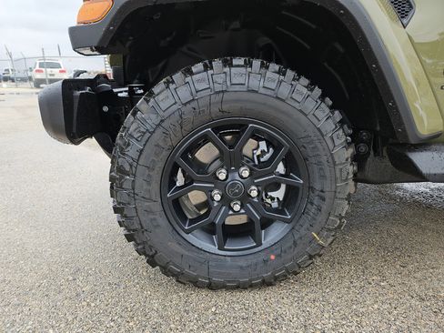 New 2026 Jeep Gladiator Sport image 20