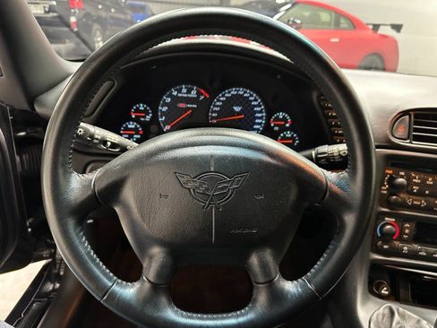 Used 2001 Chevrolet Corvette Z06 RWD image 29