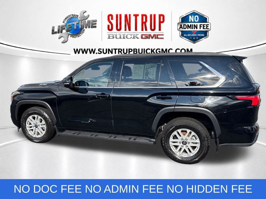 Used 2025 Toyota Sequoia SR5 AWD/4WD image 31