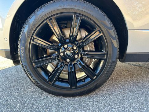 Used 2021 Land Rover Range Rover Westminster Edition image 14