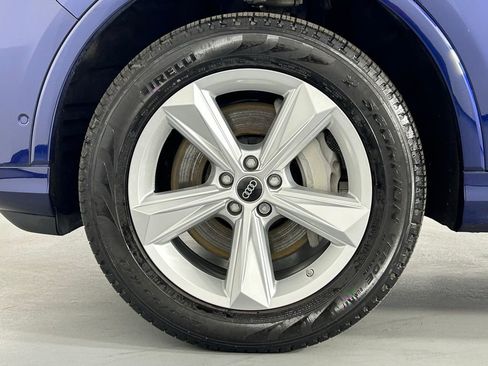 Used 2023 Audi Q7 2.0T Premium w/ Convenience Package image 40