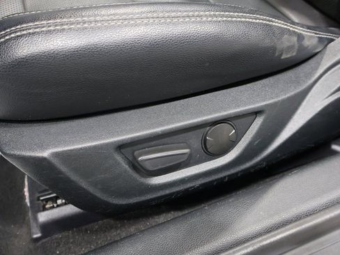 Used 2020 Ford Mustang Premium image 17