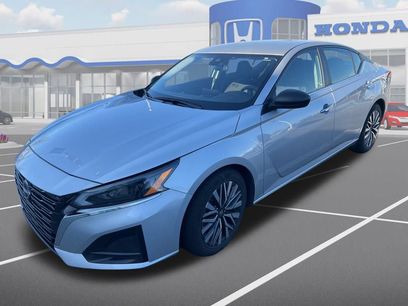 Used 2024 Nissan Altima 2.5 SV