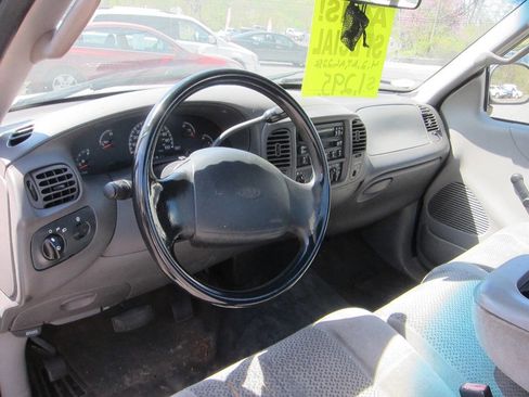 Used 2001 Ford F150 XL image 15