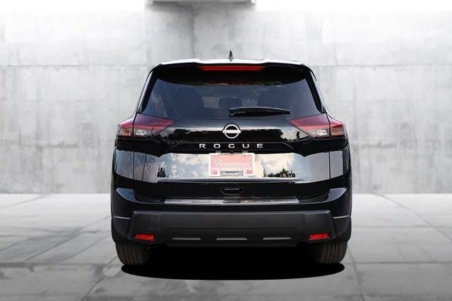 New 2026 Nissan Rogue SV AWD/4WD image 6