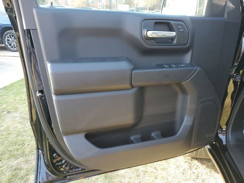 New 2026 Chevrolet Silverado 1500 Custom Trail Boss w/ Dark Appearance Package image 19