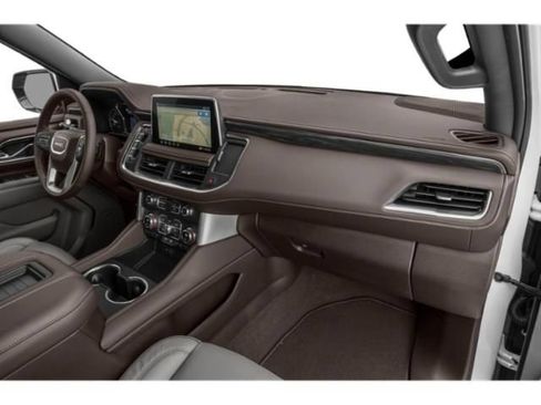 Used 2022 GMC Yukon AT4 w/ Technology Package AWD/4WD image 15