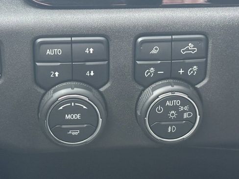 Certified 2024 Chevrolet Silverado 2500 High Country w/ Z71 Off-Road Package image 37