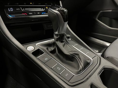 New 2025 Volkswagen Jetta SE image 14