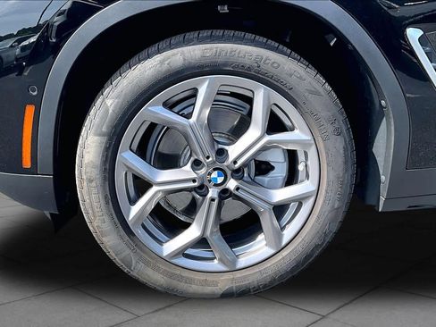 Used 2023 BMW X3 xDrive30i w/ Premium Package w/ZPA AWD/4WD image 11