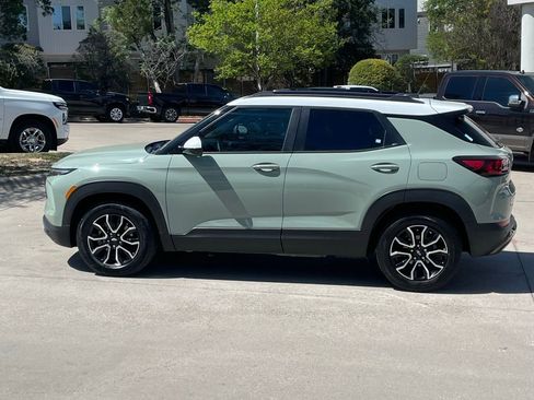 Used 2024 Chevrolet TrailBlazer ACTIV w/ Driver Confidence Package image 3