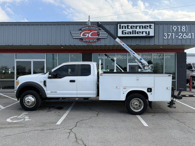 Used 2017 Ford F450 XL w/ Power Equipment Group RWD image 1