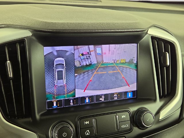 Used 2023 GMC Terrain SLT w/ Tech Package AWD/4WD image 18