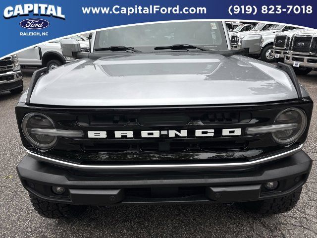 Used 2023 Ford Bronco Outer Banks AWD/4WD image 10