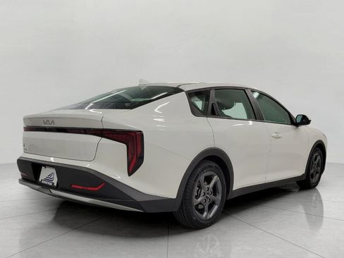 Used 2025 Kia K4 FWD image 19