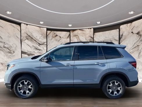 Used 2022 Honda Passport TrailSport image 6