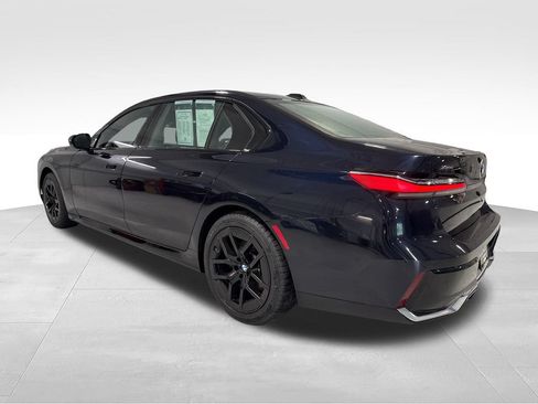 Used 2024 BMW 740i xDrive AWD/4WD image 49
