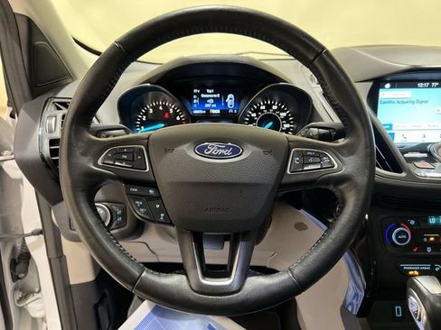 Used 2019 Ford Escape Titanium FWD image 10