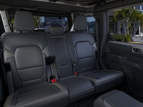New 2025 Ford Bronco Outer Banks AWD/4WD image 11
