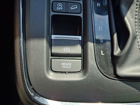Used 2024 Honda CR-V EX image 25