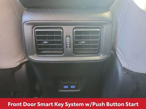 Used 2022 Toyota RAV4 XLE w/ Convenience Package image 18