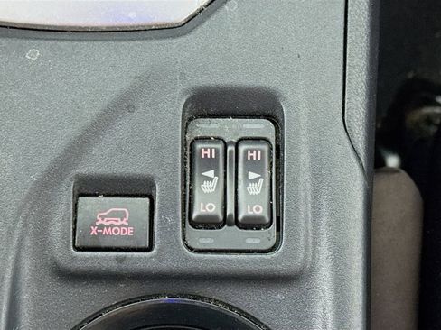 Used 2019 Subaru Crosstrek 2.0i Premium w/ Eyesight System image 21