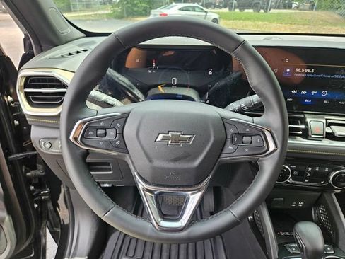 Used 2025 Chevrolet TrailBlazer ACTIV w/ Convenience Package FWD image 25