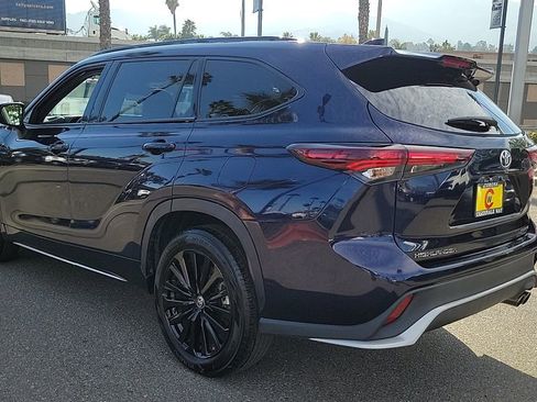 Used 2024 Toyota Highlander XSE image 8