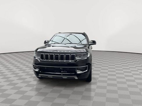 Used 2023 Jeep Wagoneer Series III w/ Premium Group I AWD/4WD image 39